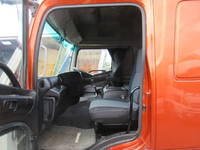 日野プロフィアアルミウイング大型（10t）[写真18]