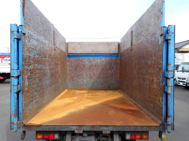 三菱ふそうキャンター深ダンプ（土砂禁ダンプ）小型（2t・3t）[写真10]