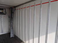 いすゞエルフ冷凍車（冷蔵車）小型（2t・3t）[写真19]