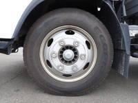 いすゞエルフ冷凍車（冷蔵車）小型（2t・3t）[写真25]