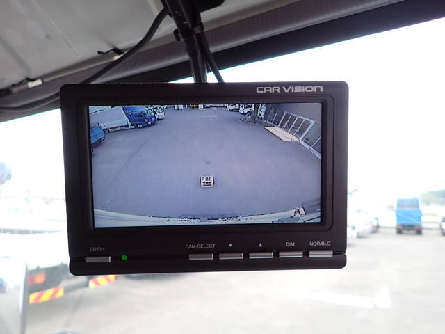 いすゞエルフ冷凍車（冷蔵車）小型（2t・3t）[写真36]