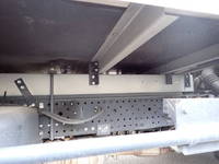 いすゞエルフ冷凍車（冷蔵車）小型（2t・3t）[写真08]