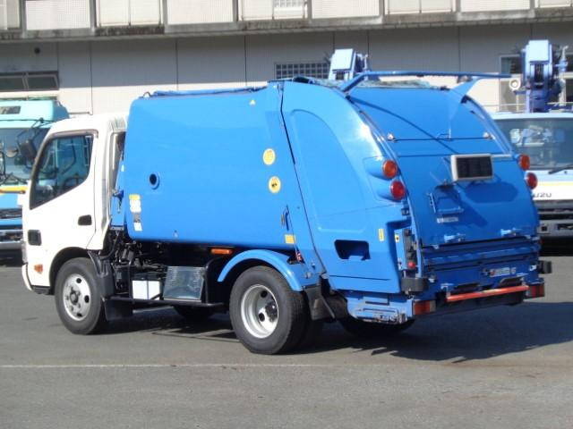 日野デュトロパッカー車（塵芥車）小型（2t・3t）[写真02]