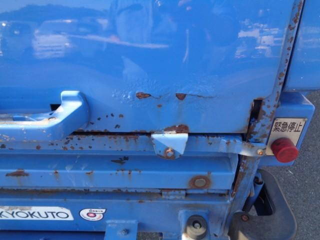 日野デュトロパッカー車（塵芥車）小型（2t・3t）[写真31]