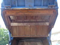 日野デュトロパッカー車（塵芥車）小型（2t・3t）[写真10]