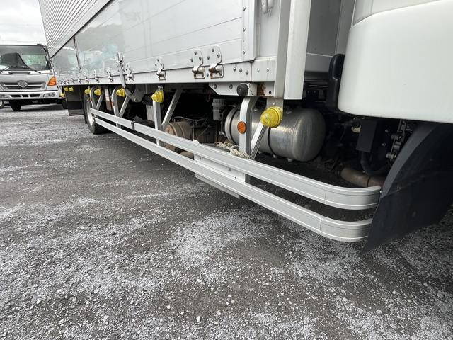 三菱ふそうファイターアルミウイング中型（4t）[写真13]