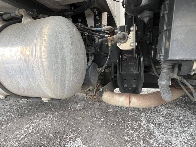 三菱ふそうファイターアルミウイング中型（4t）[写真14]