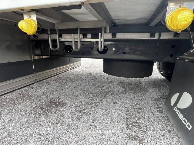 三菱ふそうファイターアルミウイング中型（4t）[写真18]