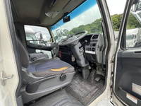 三菱ふそうファイターアルミウイング中型（4t）[写真35]