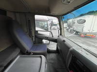 三菱ふそうファイターアルミウイング中型（4t）[写真09]