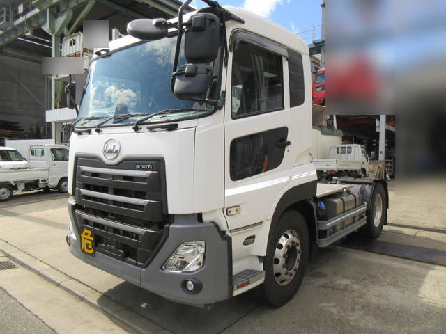 UDトラックスクオントレーラーヘッド（トラクターヘッド）2021年(令和3年)2PG-GK5AAB