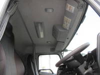 UDトラックスクオントレーラーヘッド（トラクターヘッド）大型（10t）[写真21]