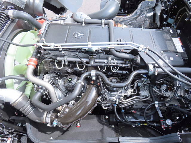 三菱ふそうスーパーグレートトレーラーヘッド（トラクターヘッド）大型（10t）[写真12]