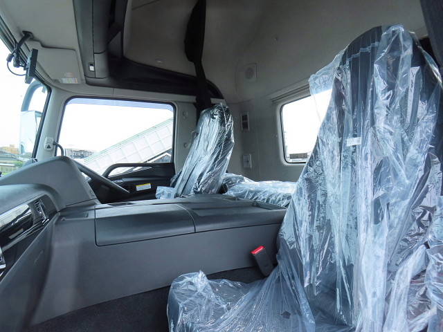 三菱ふそうスーパーグレートトレーラーヘッド（トラクターヘッド）大型（10t）[写真17]