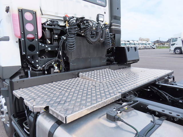 三菱ふそうスーパーグレートトレーラーヘッド（トラクターヘッド）大型（10t）[写真20]