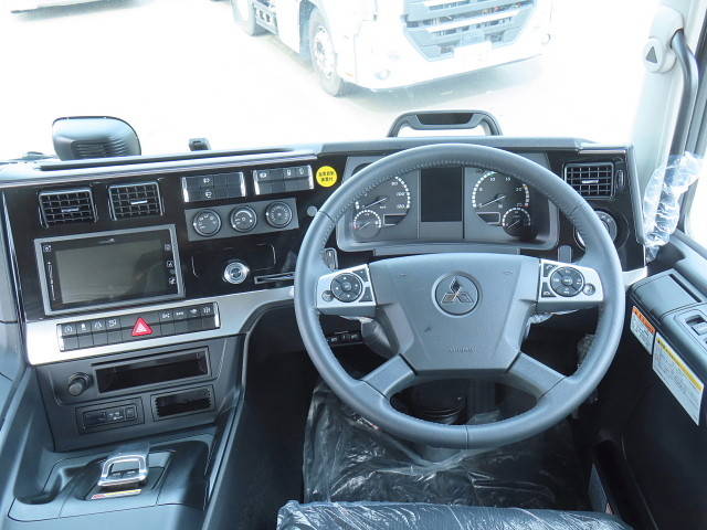 三菱ふそうスーパーグレートトレーラーヘッド（トラクターヘッド）大型（10t）[写真25]