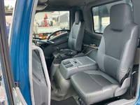 いすゞフォワードコンテナ専用車増トン（6t・8t）[写真22]