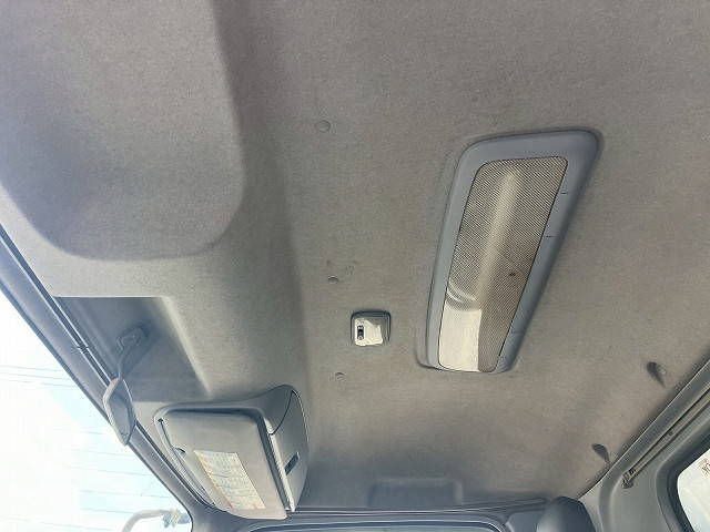 いすゞフォワードコンテナ専用車増トン（6t・8t）[写真24]