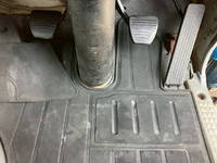 いすゞフォワードコンテナ専用車増トン（6t・8t）[写真28]