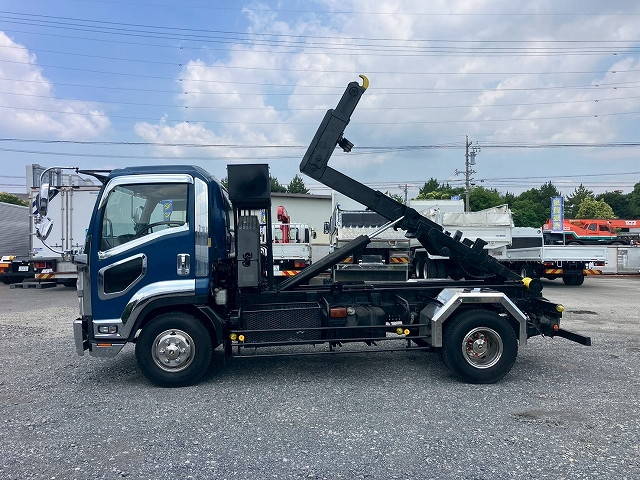 いすゞフォワードコンテナ専用車増トン（6t・8t）[写真05]