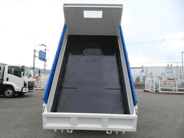 いすゞエルフローダーダンプ小型（2t・3t）[写真17]