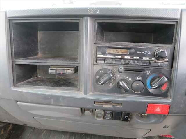 いすゞエルフローダーダンプ小型（2t・3t）[写真31]