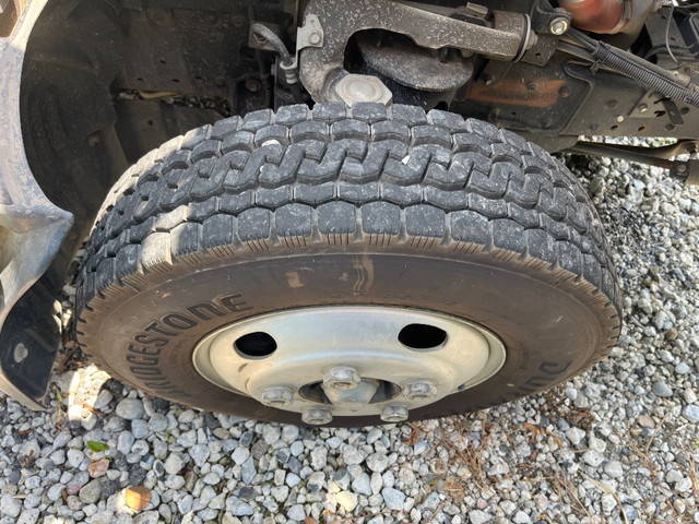 いすゞエルフ三転ダンプ小型（2t・3t）[写真14]