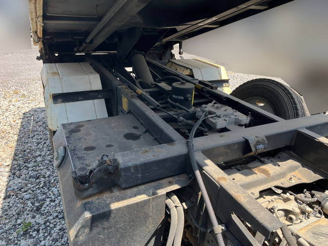 いすゞエルフ三転ダンプ小型（2t・3t）[写真15]