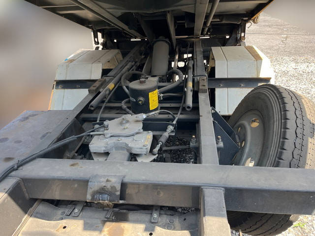 いすゞエルフ三転ダンプ小型（2t・3t）[写真17]