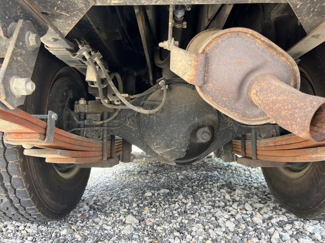 いすゞエルフ三転ダンプ小型（2t・3t）[写真20]