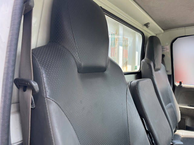 いすゞエルフ三転ダンプ小型（2t・3t）[写真24]