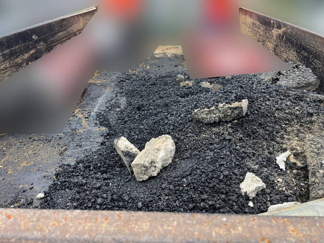 いすゞエルフダンプ小型（2t・3t）[写真13]