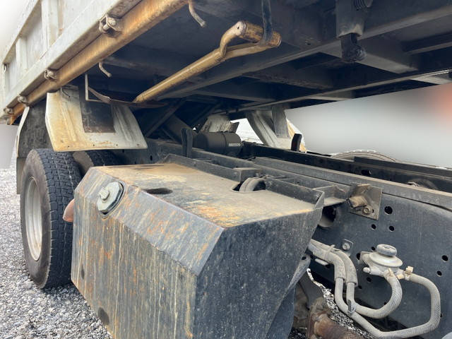 いすゞエルフダンプ小型（2t・3t）[写真16]