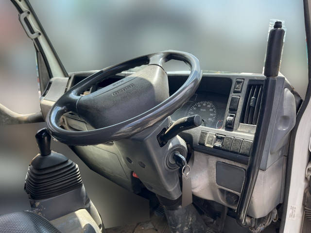 いすゞエルフダンプ小型（2t・3t）[写真25]