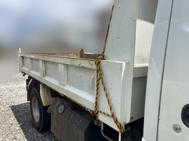 いすゞエルフダンプ小型（2t・3t）[写真05]