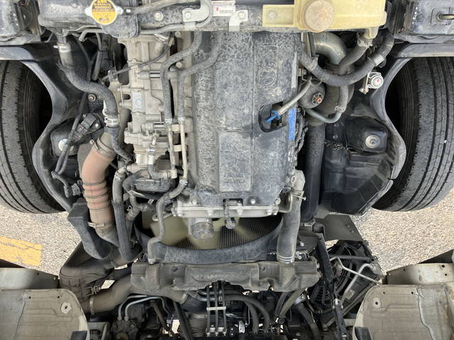 三菱ふそうキャンターダンプ小型（2t・3t）[写真23]