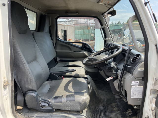 三菱ふそうキャンターダンプ小型（2t・3t）[写真28]