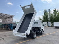 三菱ふそうキャンターダンプ小型（2t・3t）[写真02]