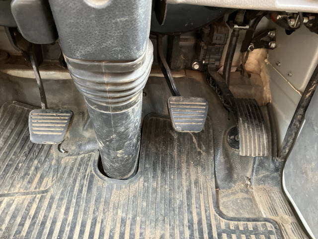 三菱ふそうキャンターダンプ小型（2t・3t）[写真35]