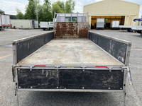 三菱ふそうキャンター平ボディ小型（2t・3t）[写真13]