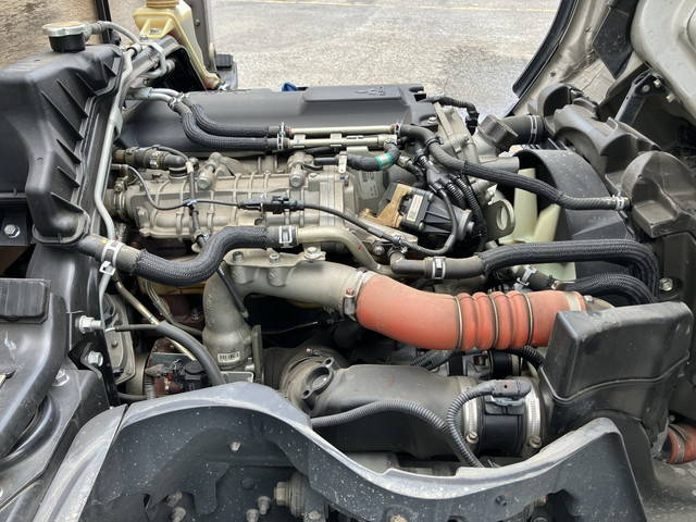 三菱ふそうキャンター平ボディ小型（2t・3t）[写真24]