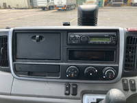 三菱ふそうキャンター平ボディ小型（2t・3t）[写真35]