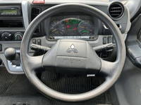 三菱ふそうキャンター平ボディ小型（2t・3t）[写真36]