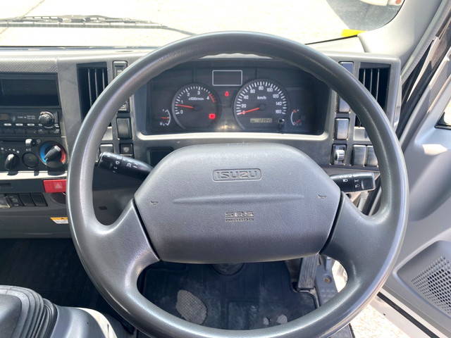 いすゞエルフ平ボディ小型（2t・3t）[写真27]