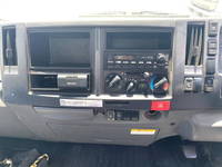 いすゞエルフ平ボディ小型（2t・3t）[写真28]