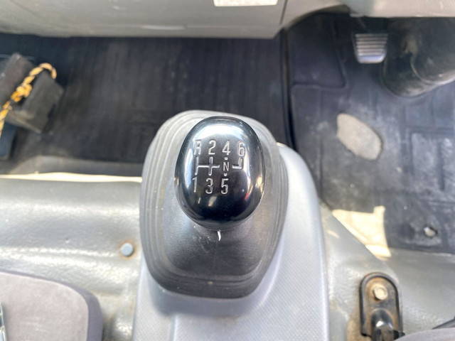 いすゞエルフ平ボディ小型（2t・3t）[写真30]