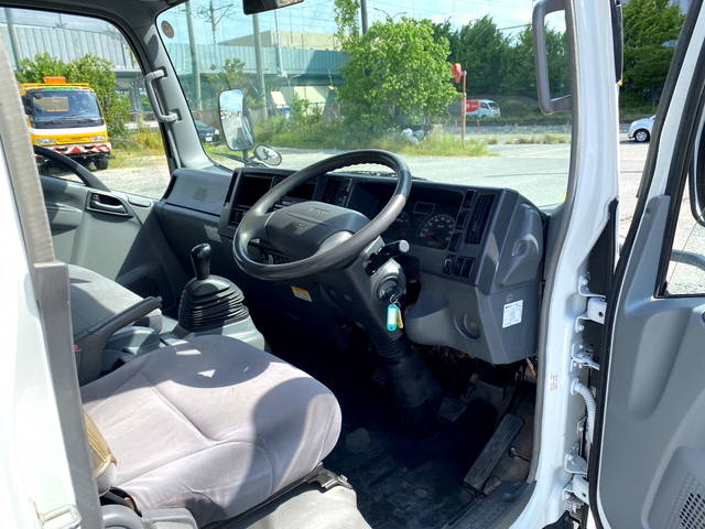 いすゞエルフ平ボディ小型（2t・3t）[写真33]