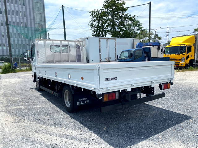 いすゞエルフ平ボディ小型（2t・3t）[写真04]