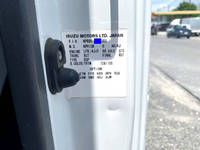 いすゞエルフ平ボディ小型（2t・3t）[写真40]