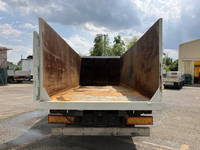 いすゞフォワードチップ運搬車中型（4t）[写真11]